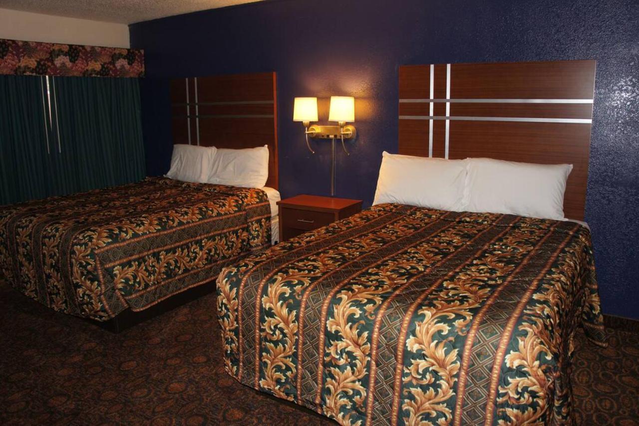 Econo Lodge Waite Park Экстерьер фото