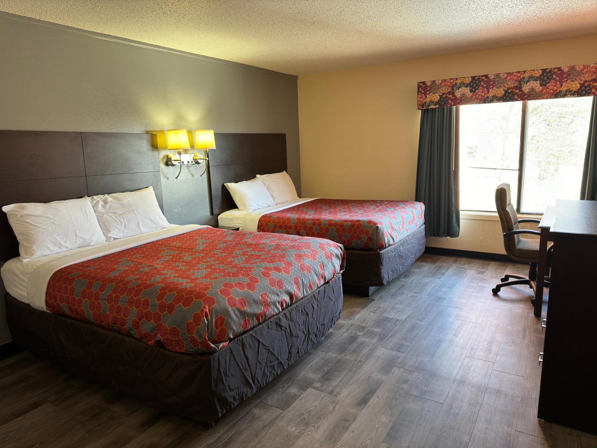 Econo Lodge Waite Park Экстерьер фото