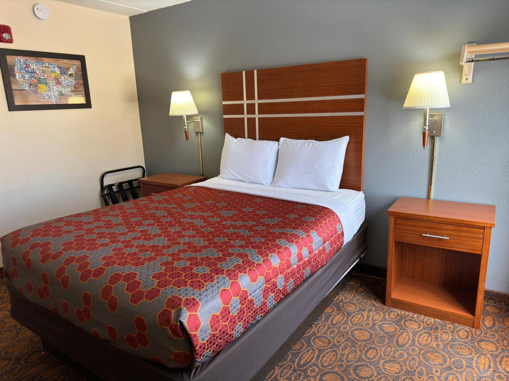 Econo Lodge Waite Park Экстерьер фото